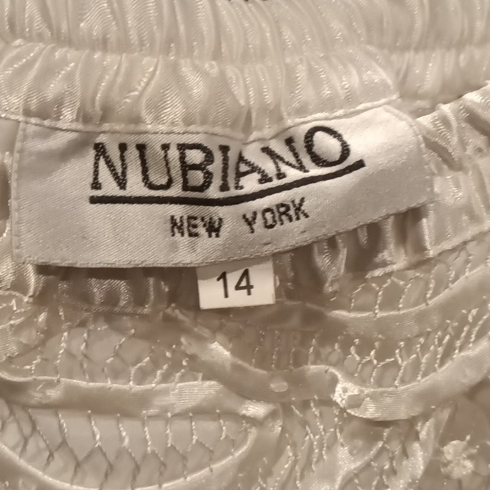 FINAL PRICE NUBIANO NEW YORK beautifully embroidered satin crocheted skirt 14